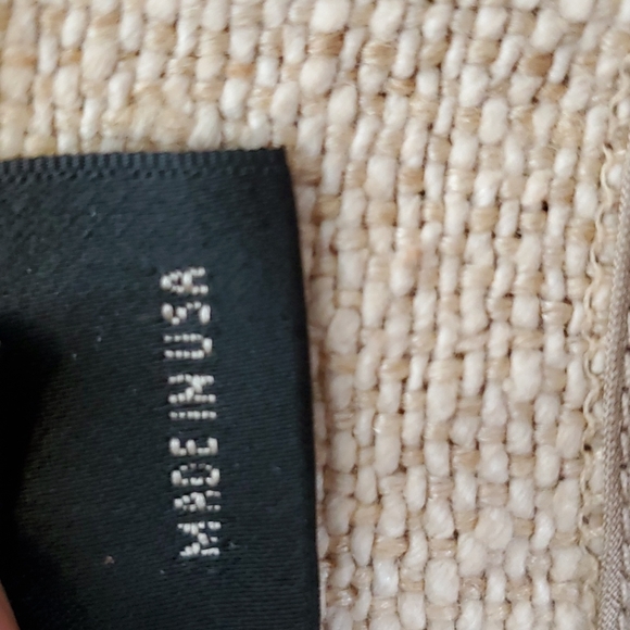 Effortless Chic: Ralph Lauren Black Blazer - Picture 8 of 11